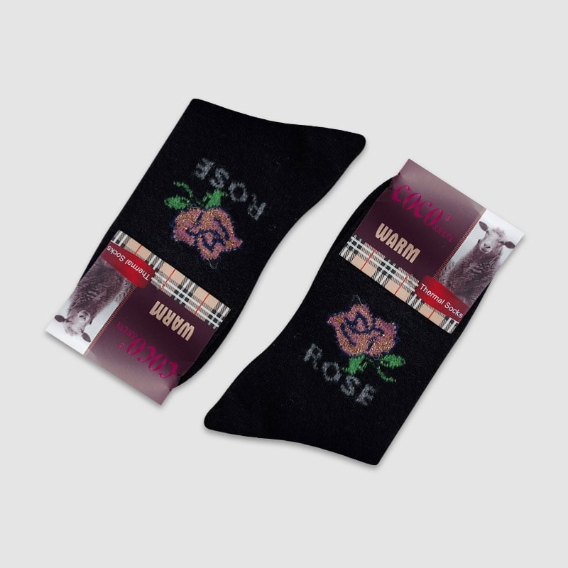 جوراب پشمی ساقدار زنانه طرح گل رز - مشکی