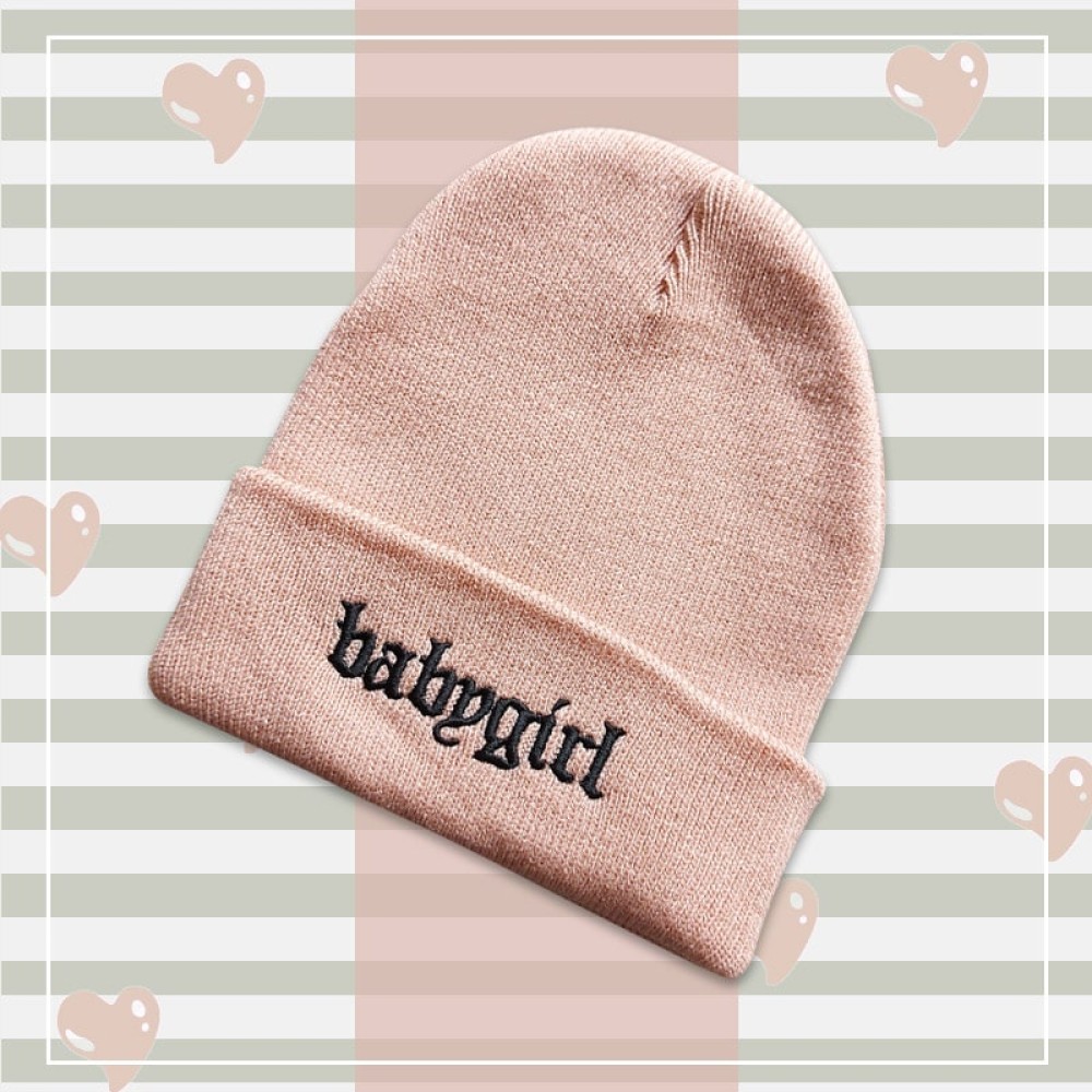 کلاه بافت تک اسپرت گلدوزی شده طرح baby girl