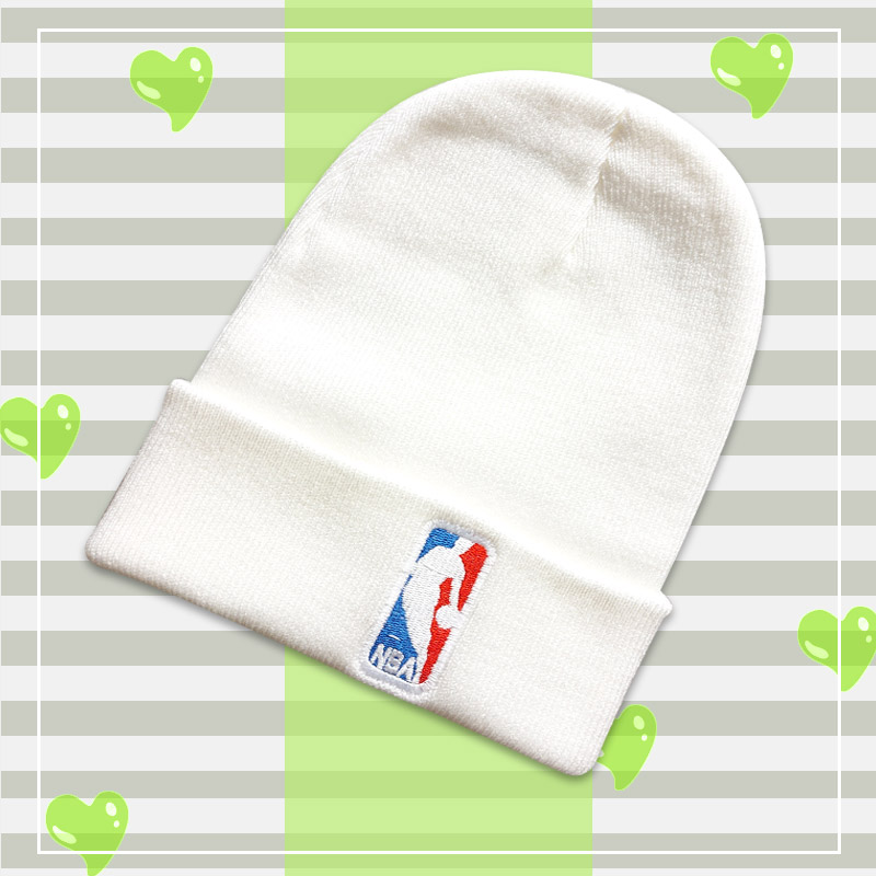 کلاه اسپرت طرح گلدوزی شده سفید NBA