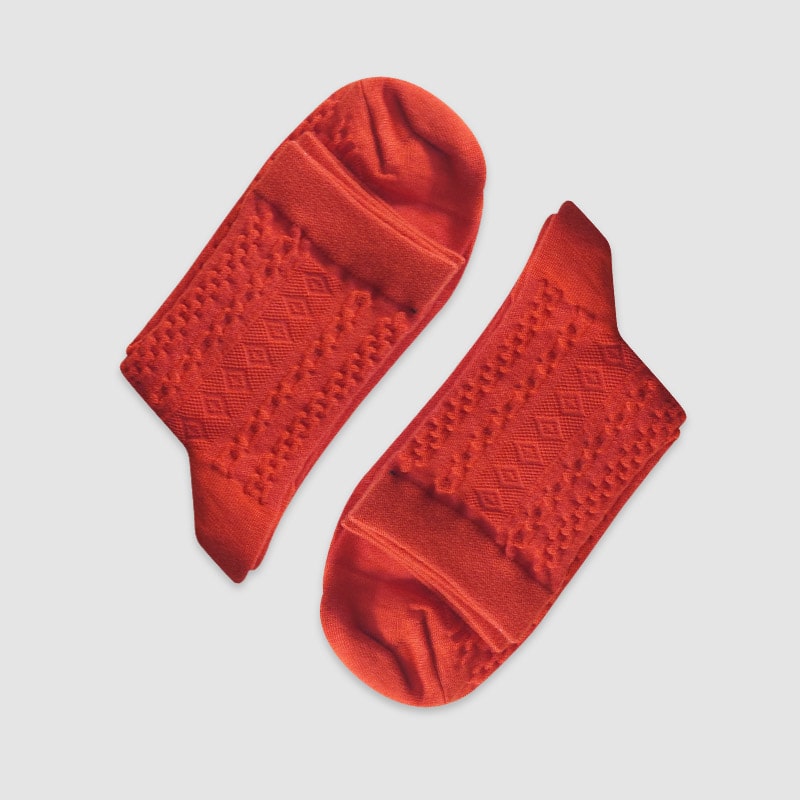 جوراب نیم ساق زنانه برجسته قرمز - طرح 5