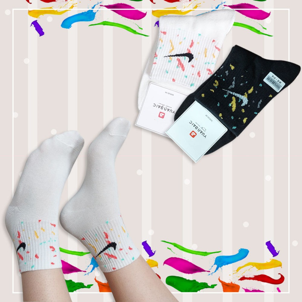 جوراب نیم ساق زنانه آبرنگی طرح نایک