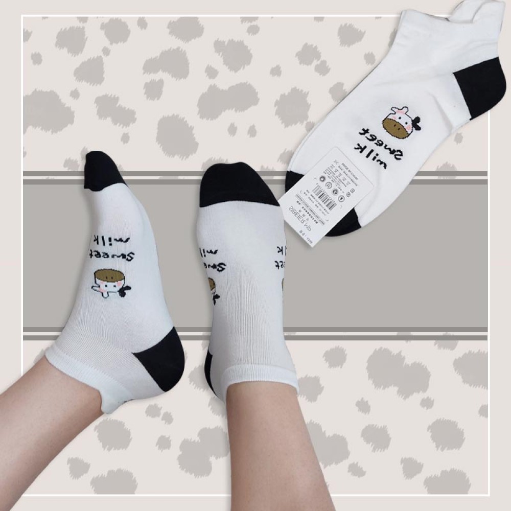 جوراب مچی زنانه مدل 3 پاشنه طرح گاو‎‎ - در 5 طرح