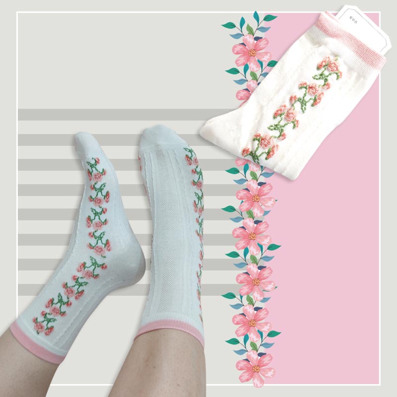 جوراب ساقدار زنانه برجسته گلدار سفید‎‎ - در 4 طرح