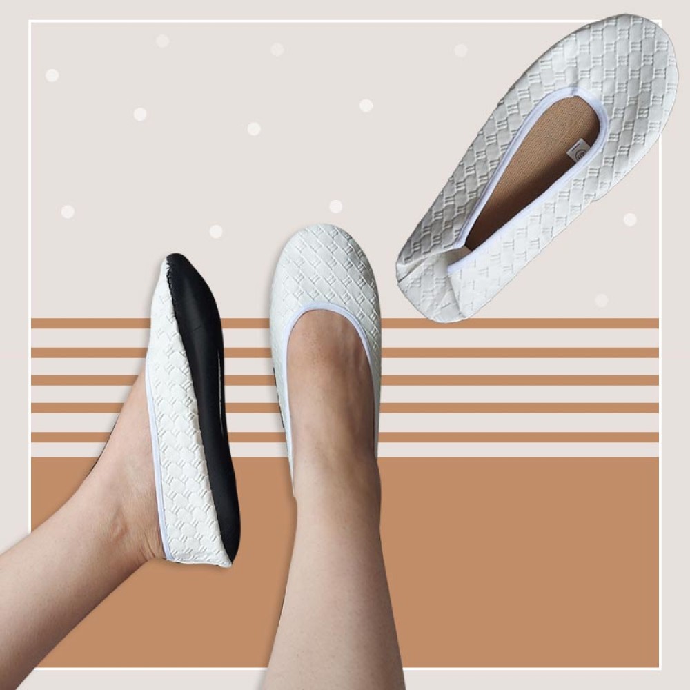 روفرشی کف چرم زنانه طرح حصیری مربع سفید‎