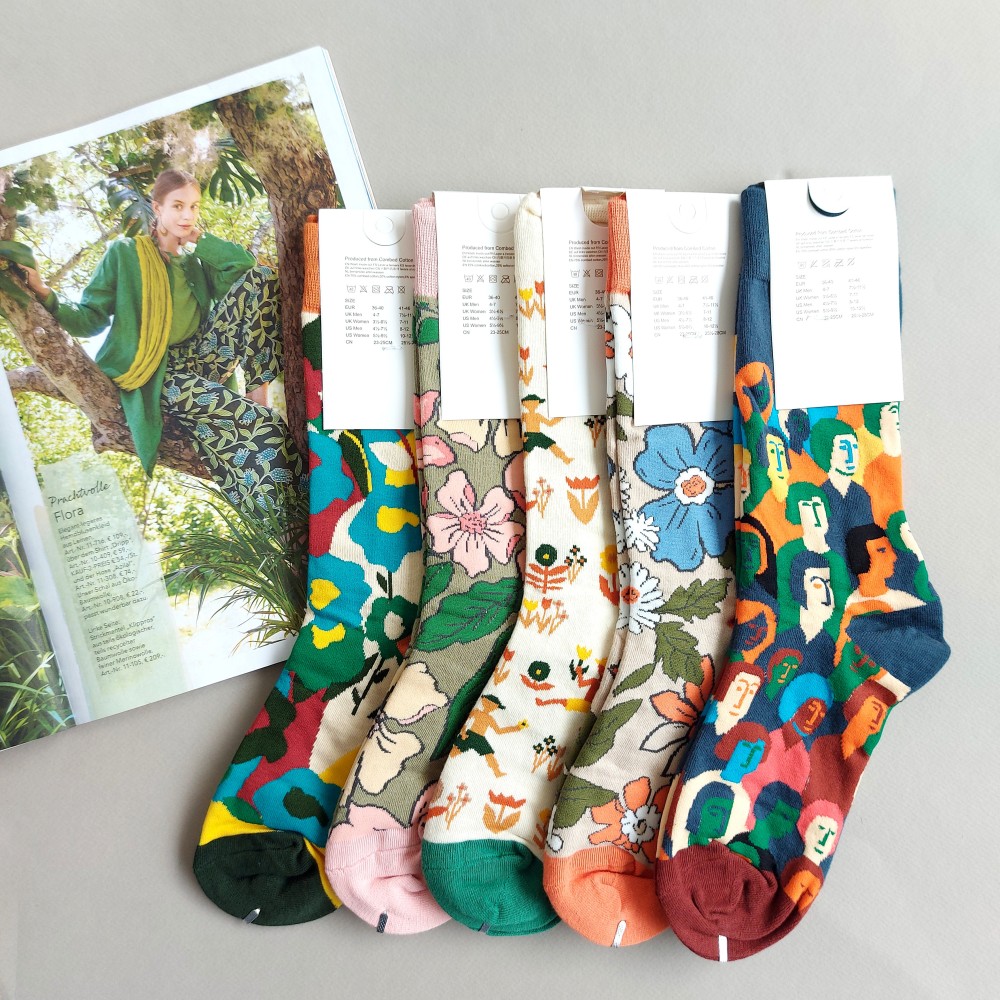 کالکشن جوراب ساقدار زنانه طرحدار هنری نقاشی چهره و طبیعت‎ - در 12 طرح