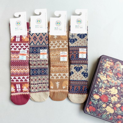 جوراب پشمی زنانه طرح تار و پود Socks park