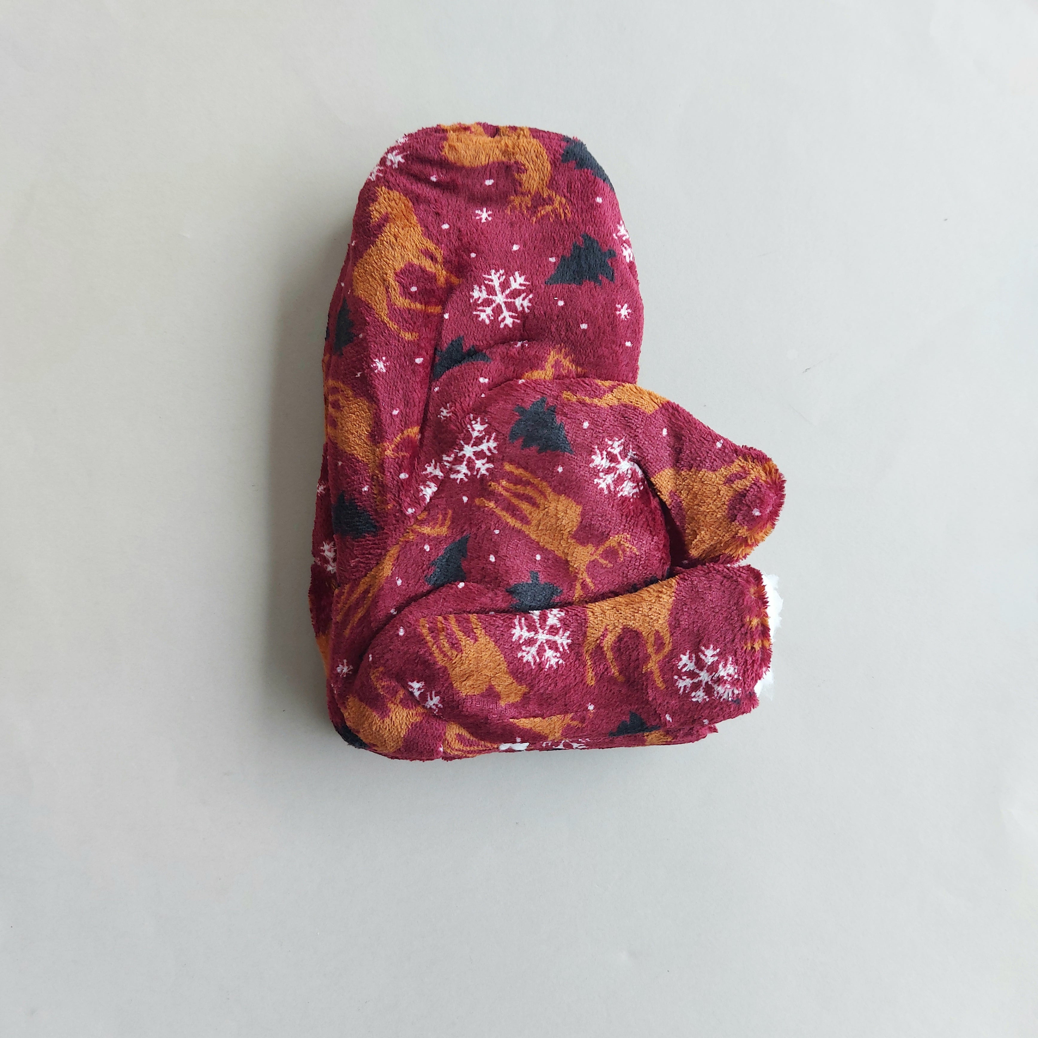 پاپوش زمستانه زنانه داخل کرک طرح گوزن برفی - رنگ 2