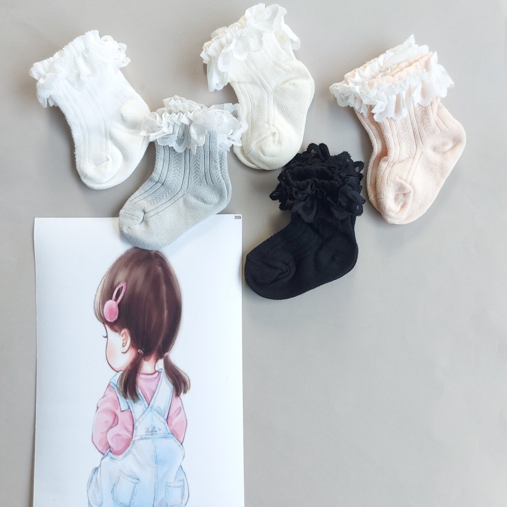 جوراب لب تور دخترانه طرح پرچین 