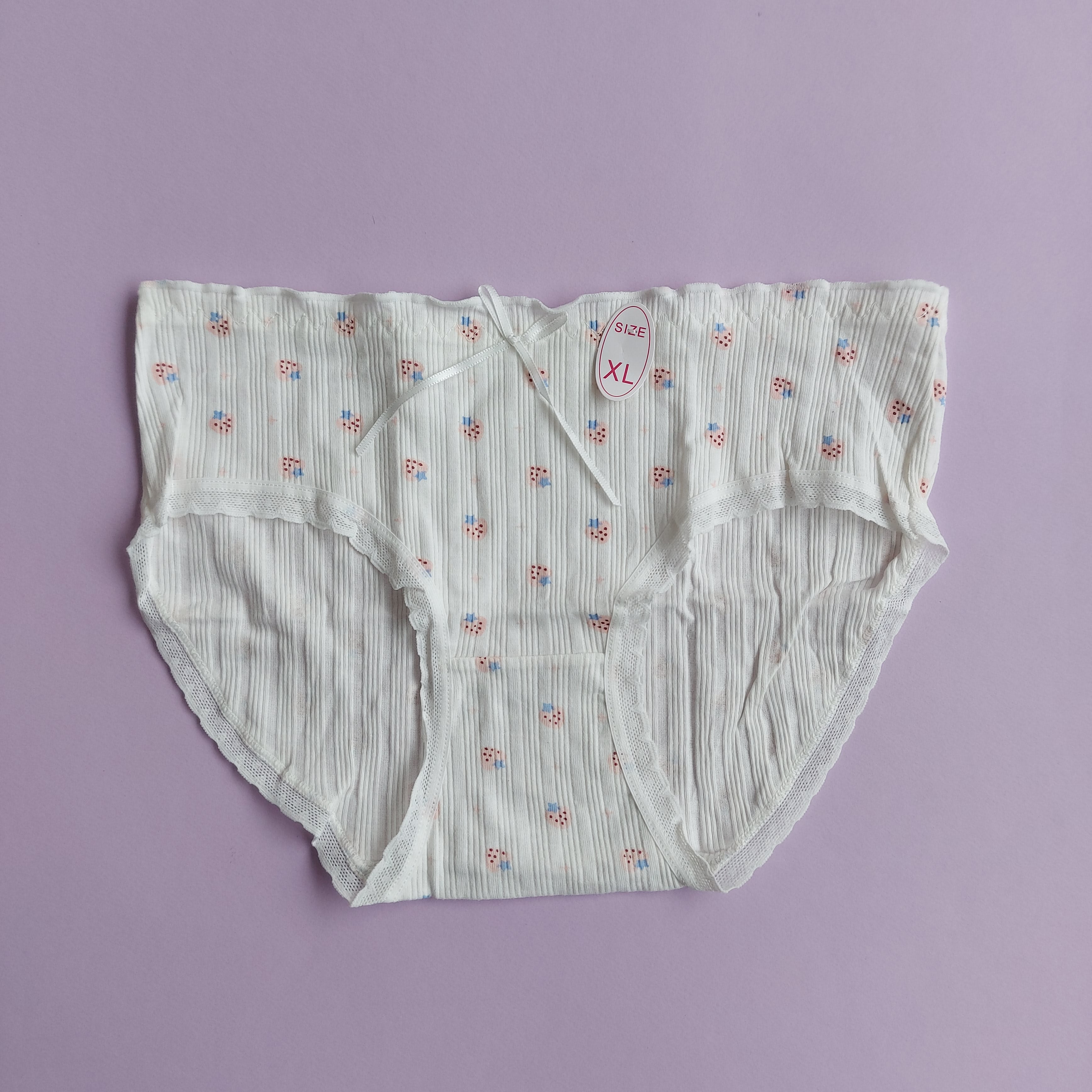 پک 4 عددی شورت زنانه طرح پاپیونی متنوع