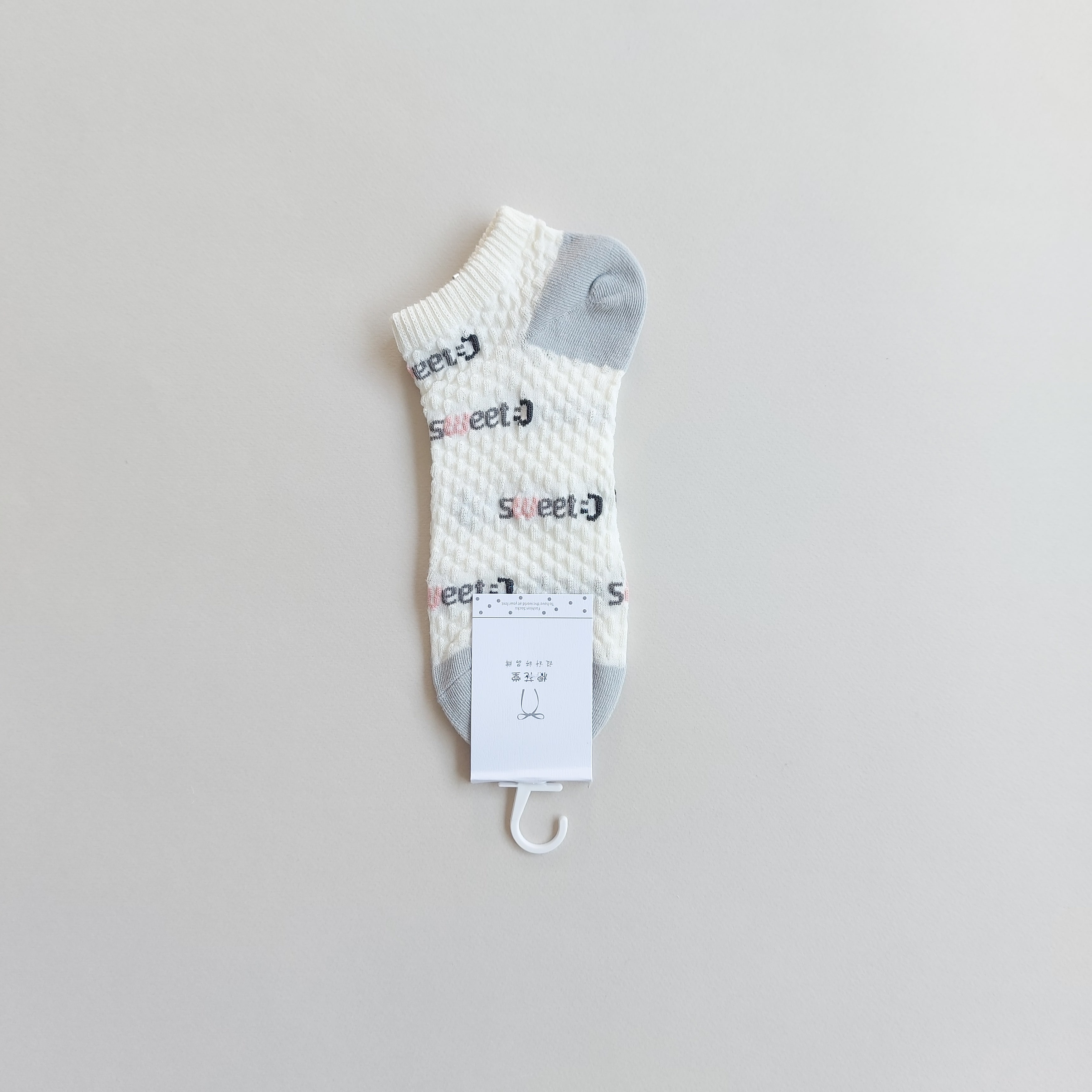 جوراب مچی زنانه طرح پفکی خرگوشی طوسی