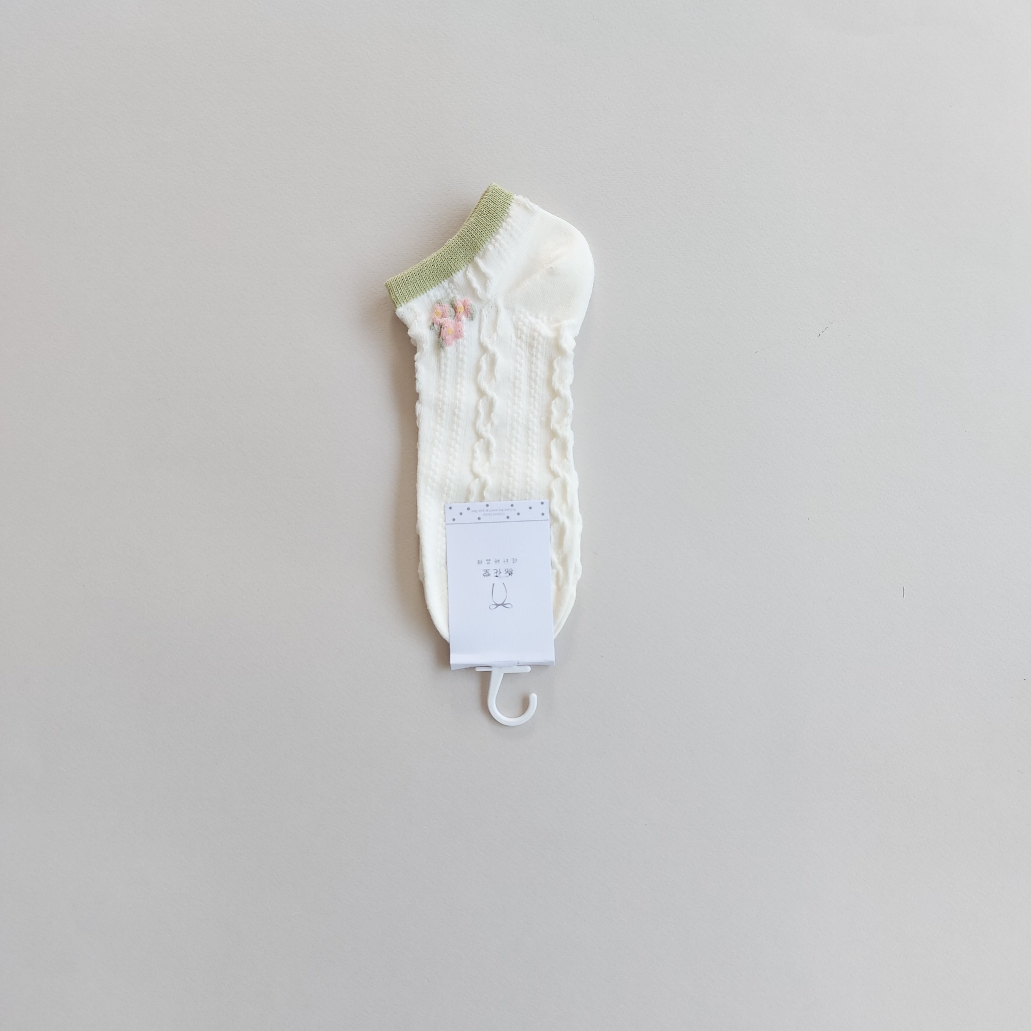 جوراب مچی زنانه طرح لاله کرم سوسنی