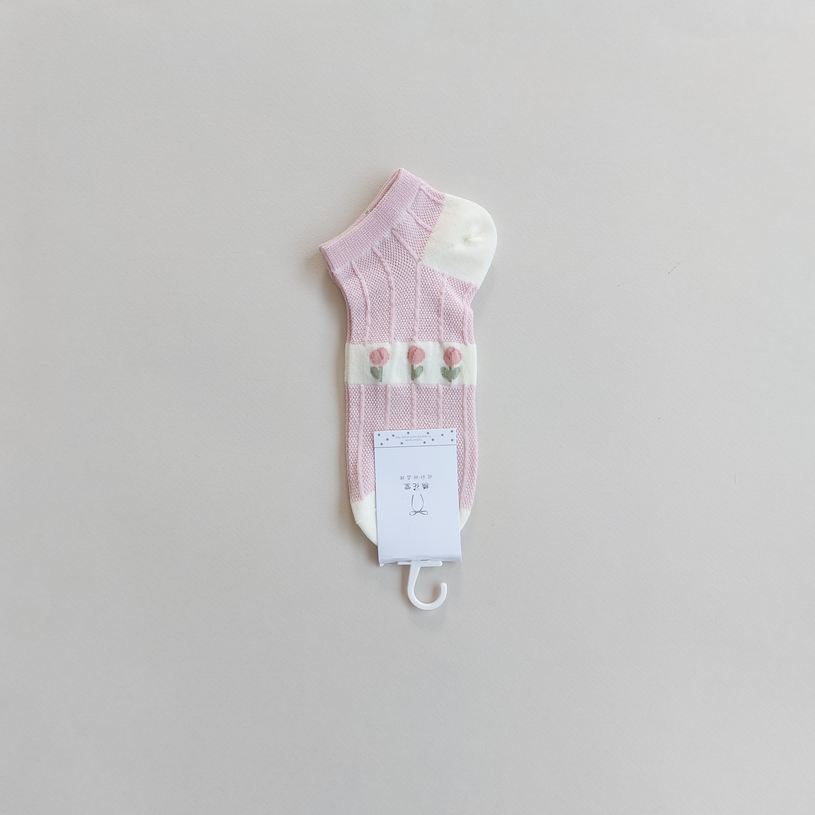 جوراب مچی زنانه طرح لاله کرم سوسنی