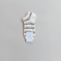 جوراب مچی زنانه پفکی طرح متنوع کرم نسکافه ای