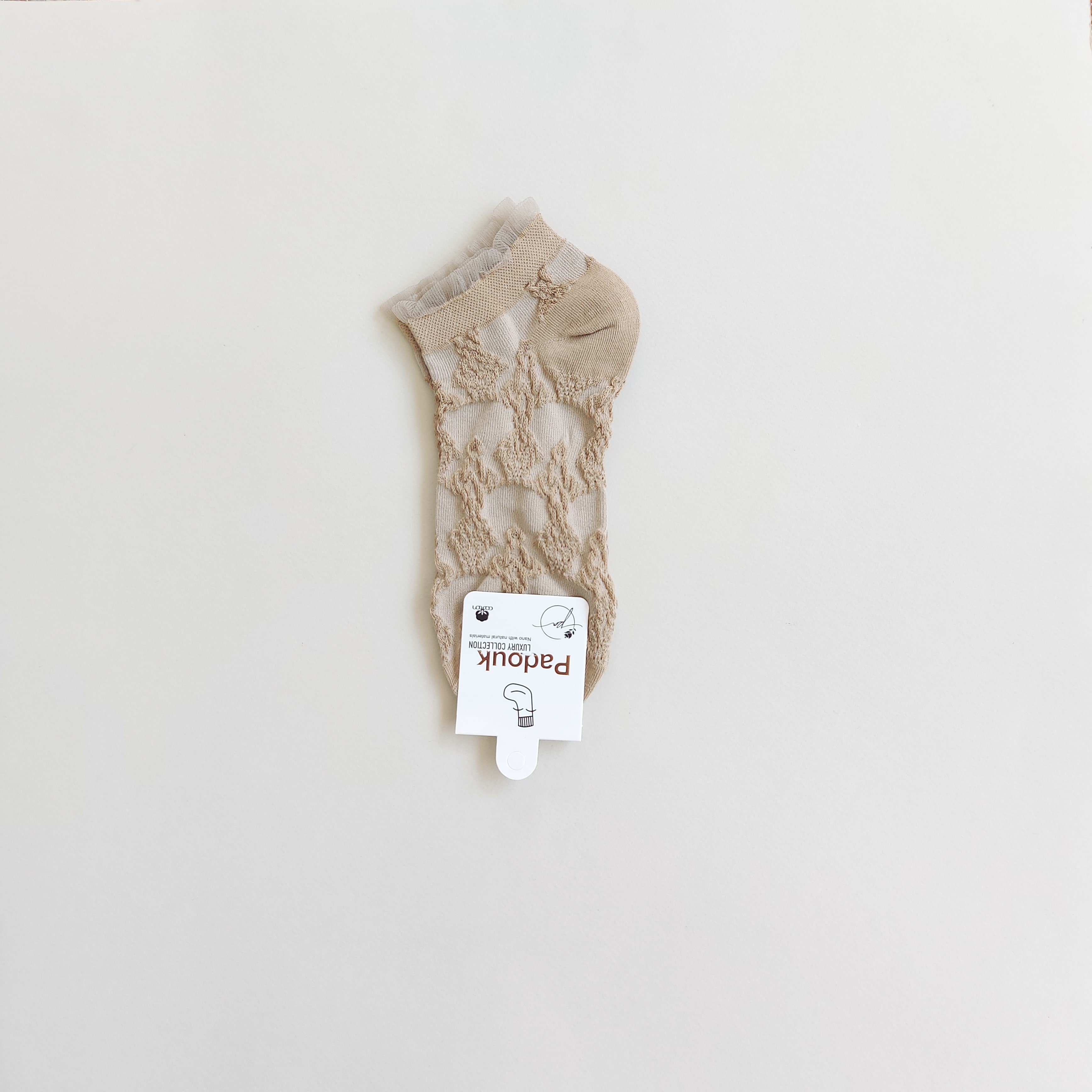 جوراب مچی زنانه طرح برجسته پفکی لبه حریر پادوک