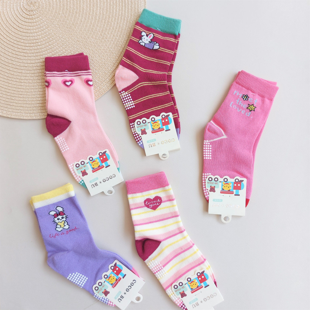 جوراب نیم ساق دخترانه کف استپ با طرح خرگوش و قلب