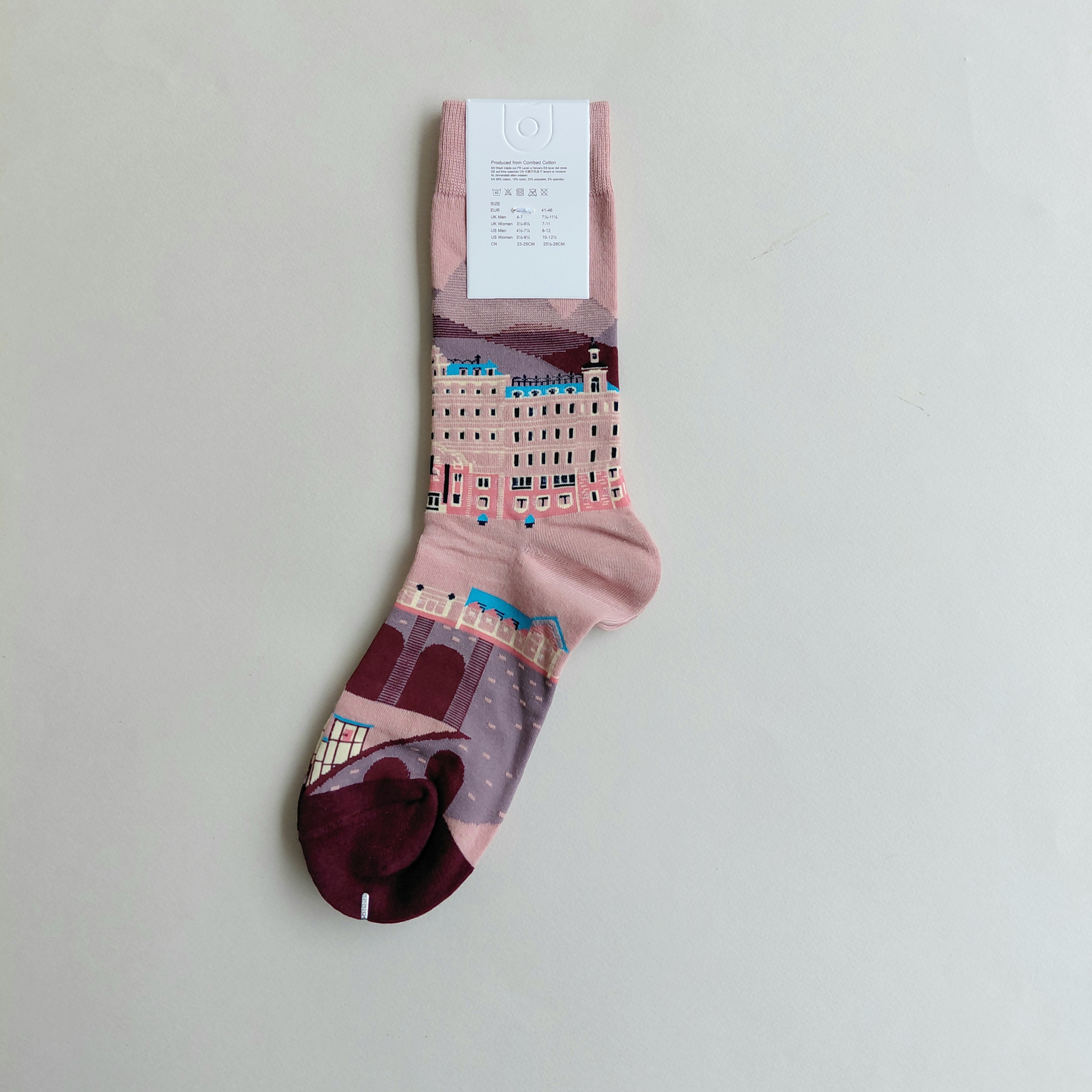 کالکشن جوراب ساقدار زنانه طرحدار هنری جهان آزاد