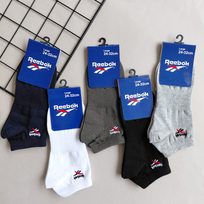 جوراب مچی مردانه گلدوزی شده طرح Reebok