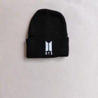 کلاه بافت اسپرت گلدوزی شده طرح BTS